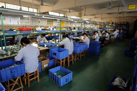 where are the lighting factories in china